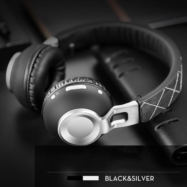 New Studio Headband Over-Ear Bluetooth Headphones with BT4.1 Stereo and Microphone.